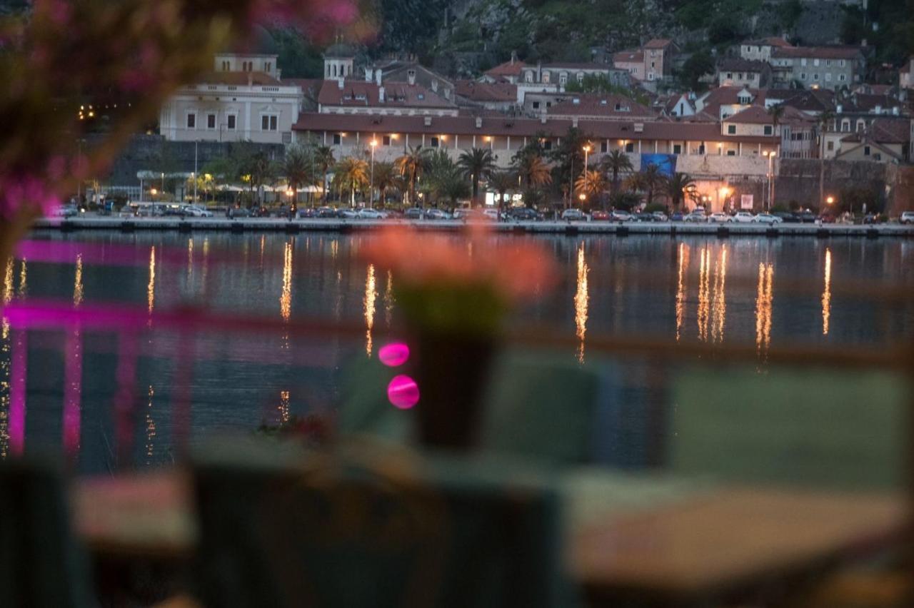 Villa Sun Castle Kotor Exterior photo